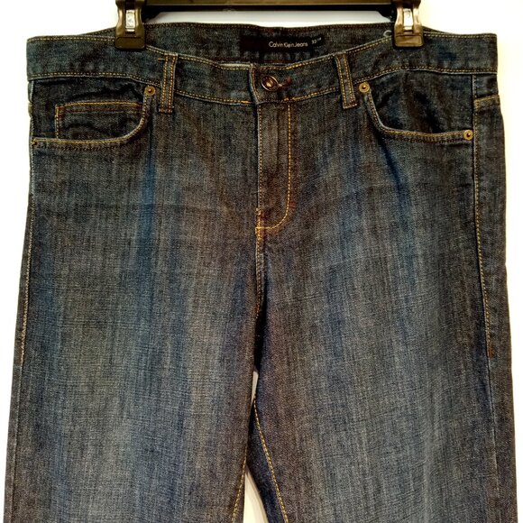 Calvin Klein Jeans  Women's size 14/32   Skinny   Dark Wash   Straight Leg  EXC - Picture 7 of 12